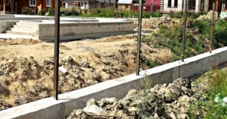 Фундамент под забор заказать в Вязниках - заливка фундамента для забора | от 1533 за п.м.
